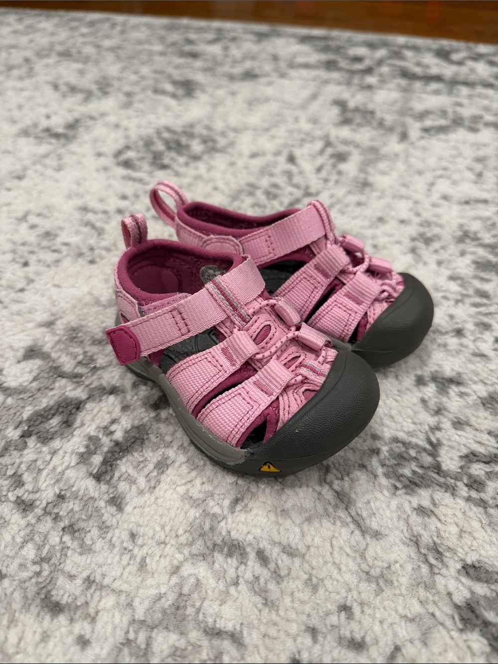 Keen Pink Kids Closed-Toe Sandals - Youth Outdoor Water Shoes